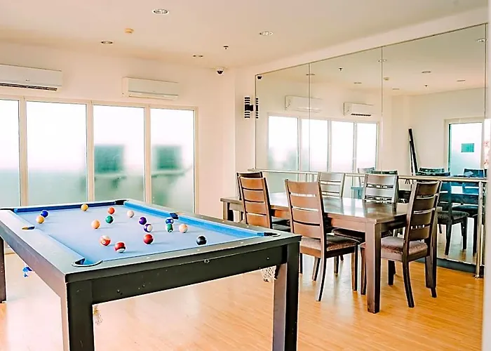 Hotel I Malate & Condotel 4*